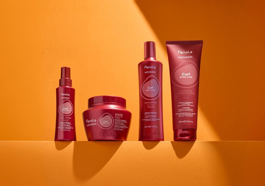 Маска для мягкости и упругости локонов вьющихся волос Fanola Wonder Curl Extra Care 500 мл 0000000020595 фото